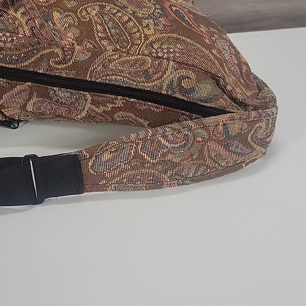 Vintage L.L. Bean Paisley Print Tapestry Sling Backpack Bag